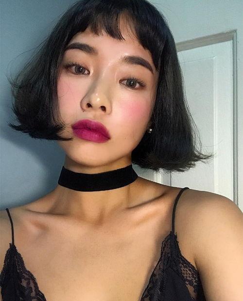 广告剪短发露纹身女网红,短发纹身女网红广告效应解析